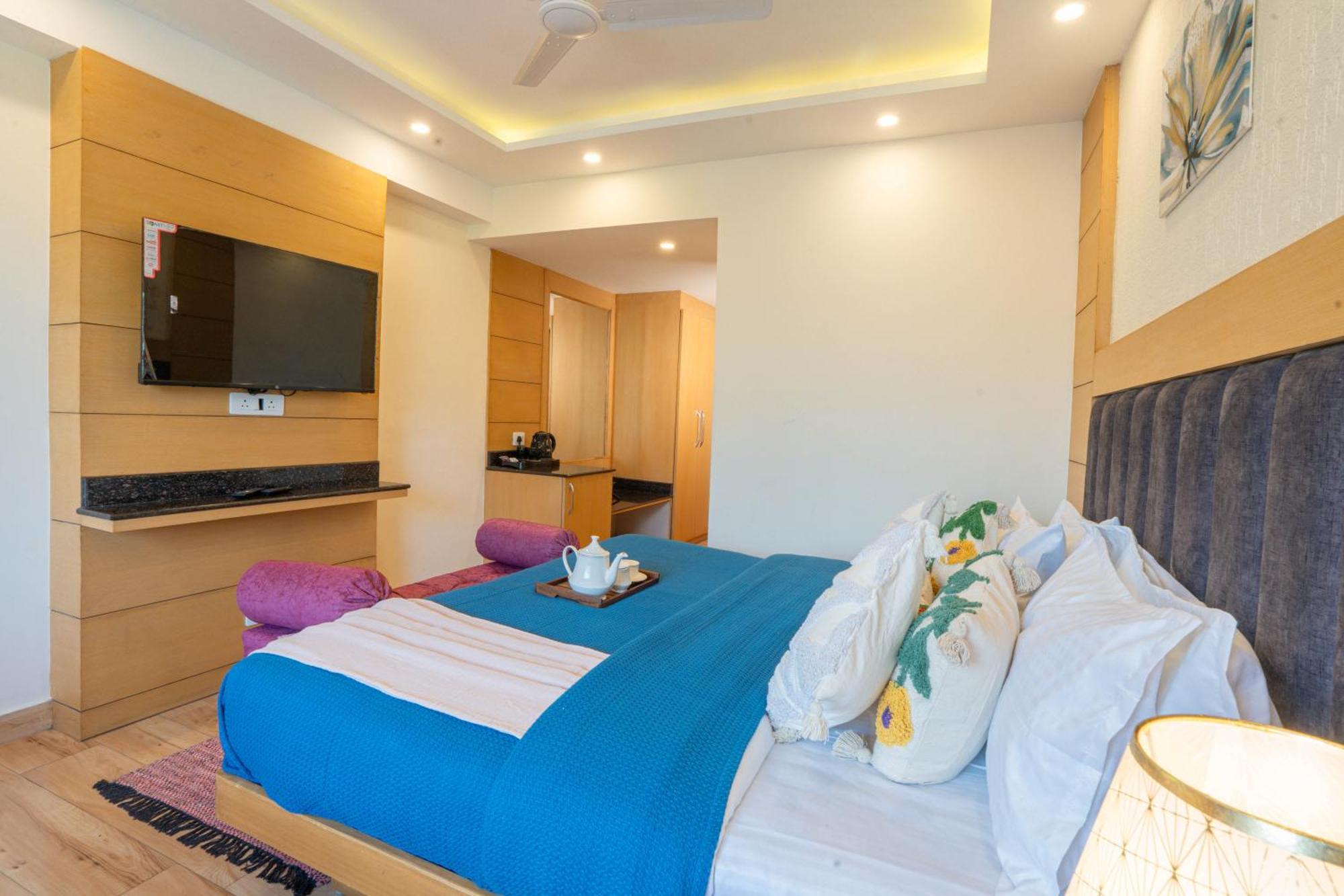 Super Hotel By Perfectstayz Mall Road موسوري الغرفة الصورة